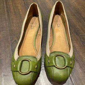 Life Stride Flats